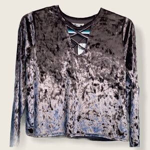 Hollister blouse cropped crushed faux velvet sexy cut out front Sz Large NWT